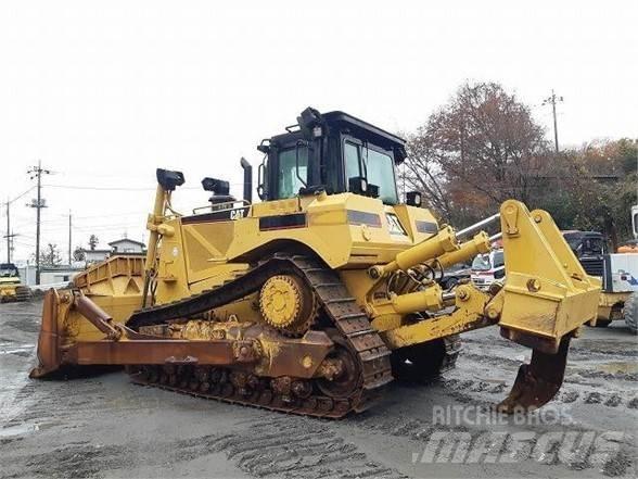 CAT D8T Spycharki gąsienicowe