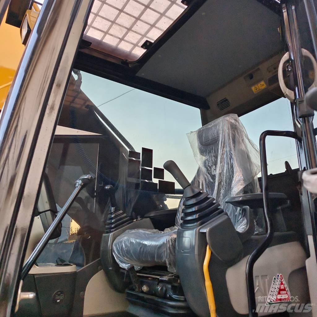 CAT 330 D Koparki gąsienicowe