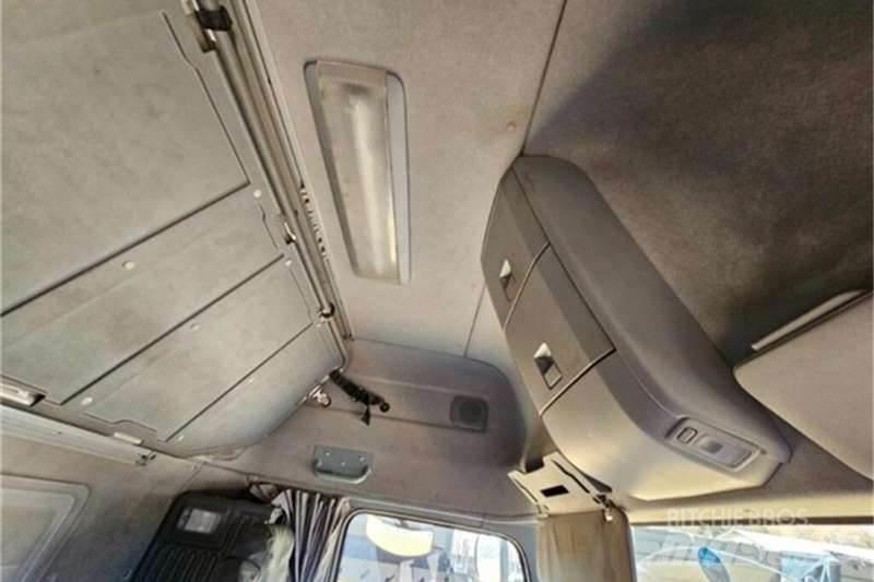 UD TRUCKS QUON Inne