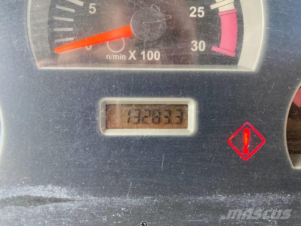 CAT 422 F TURBO Koparko-ładowarki