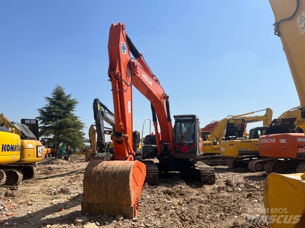 Hitachi ZX 240-3 Koparki gąsienicowe