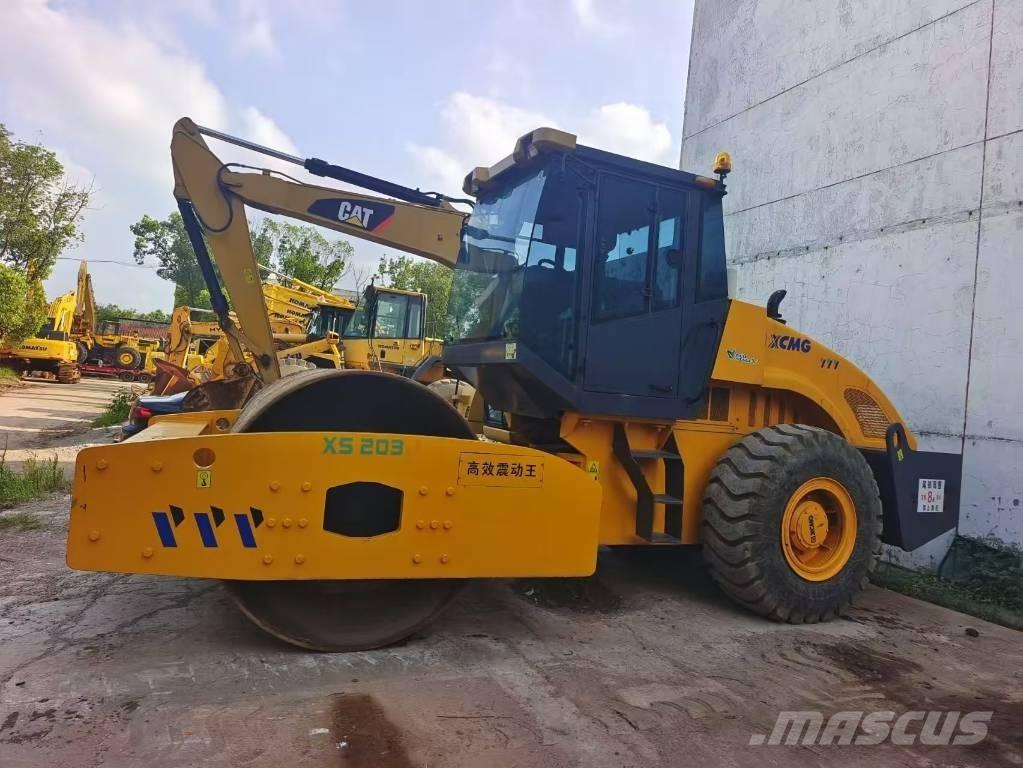 XCMG XS 202 J Ładowarki kołowe