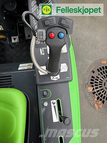 Avant 220 Ładowarki burtowe