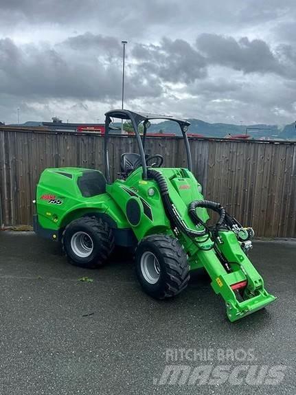 Avant 755i Ładowarki burtowe