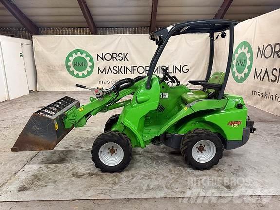 Avant M520 Nośniki osprzętu
