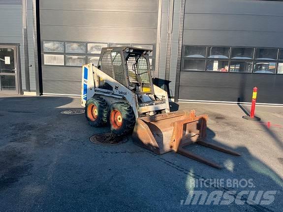 Bobcat 743 Ładowarki burtowe