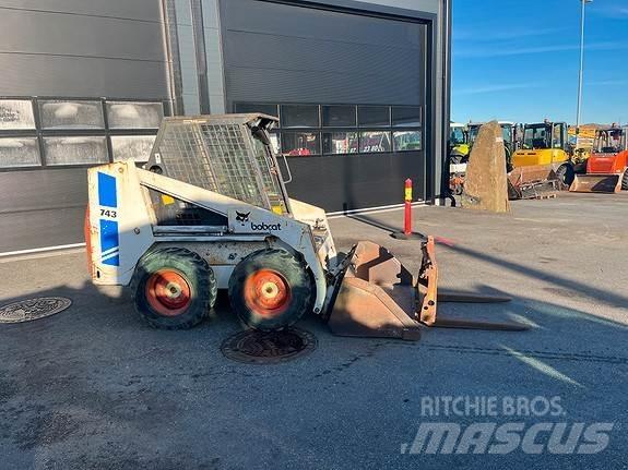 Bobcat 743 Ładowarki burtowe