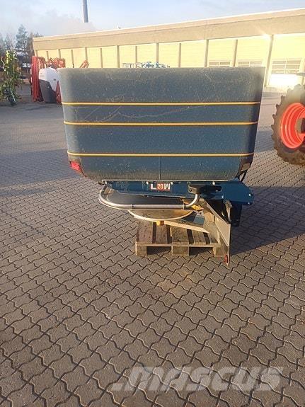 Bogballe L20W plus. Rozrzutnik nawozów mineralnych