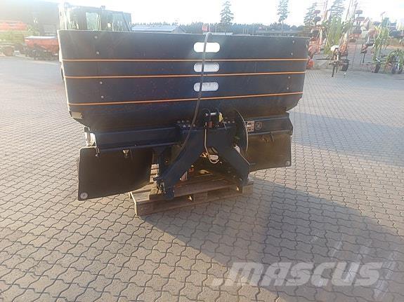 Bogballe L20W plus. Rozrzutnik nawozów mineralnych