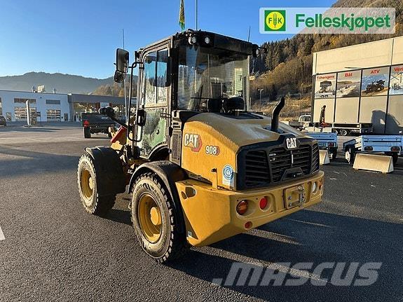 CAT 908 Ładowarki burtowe