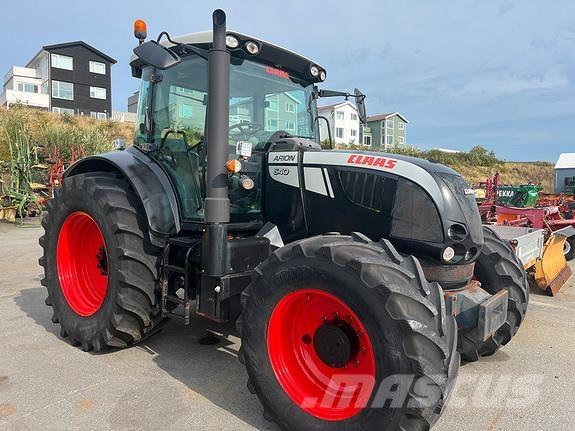 CLAAS 640 ARION Ciągniki rolnicze