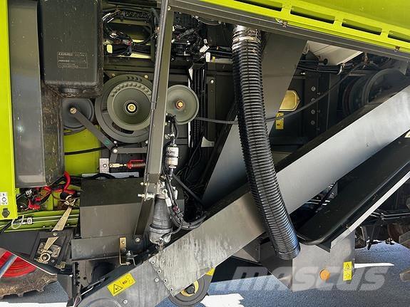 CLAAS Avero 240 Kombajny zbożowe