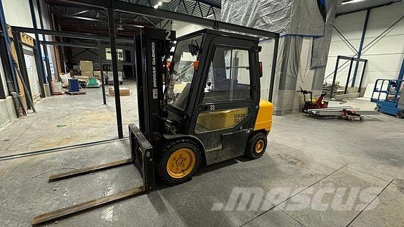 Daewoo D33S-3 Wózki Diesla