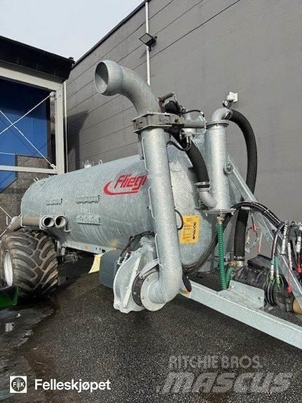 Fliegl VFW10600 Rozrzutnik nawozów mineralnych