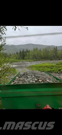 Foss-Eik  Przyczepy ogólnego zastosowania