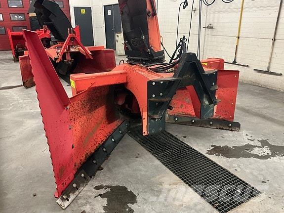 Globus GS 235 Pługi wirnikowe