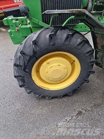 John Deere 4230 Ciągniki rolnicze