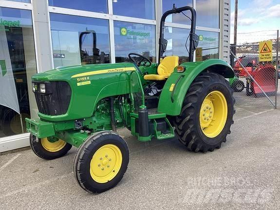 John Deere 5055E Ciągniki rolnicze