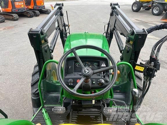 John Deere 5055E Ciągniki rolnicze