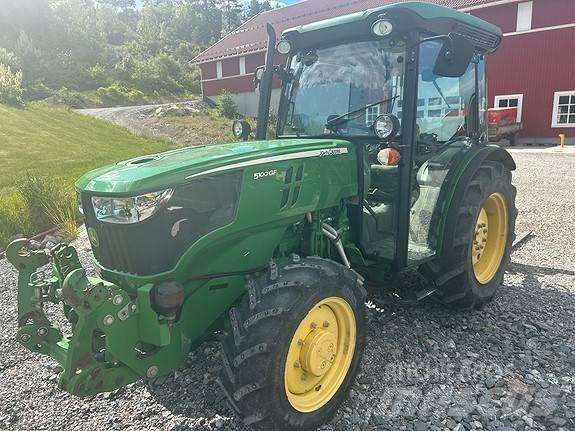 John Deere 5100GF Ciągniki rolnicze