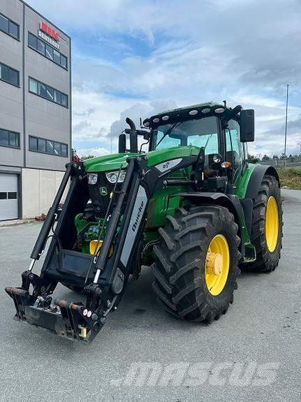 John Deere 6215 R Ciągniki rolnicze