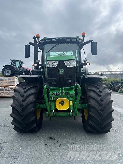 John Deere 6215R Ciągniki rolnicze