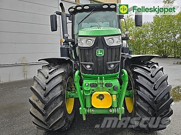 John Deere 6215R Ciągniki rolnicze