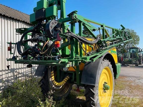 John Deere 740i Opryskiwacze samojezdne