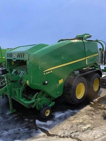 John Deere C441R Prasy zwijające