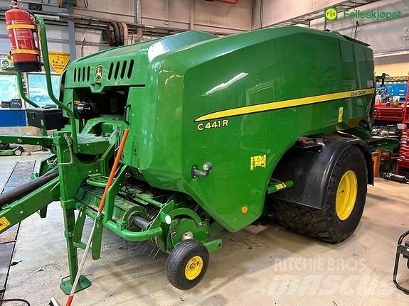 John Deere C441R Prasy zwijające