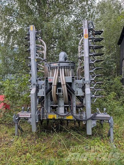 Joskin  Rozrzutnik nawozów mineralnych