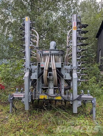 Joskin  Rozrzutnik nawozów mineralnych