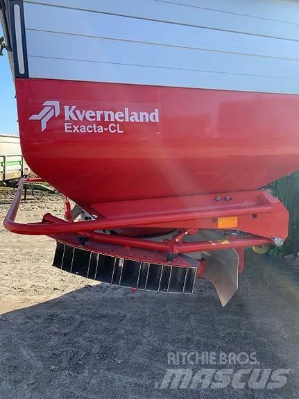 Kverneland CL Rozrzutnik nawozów mineralnych