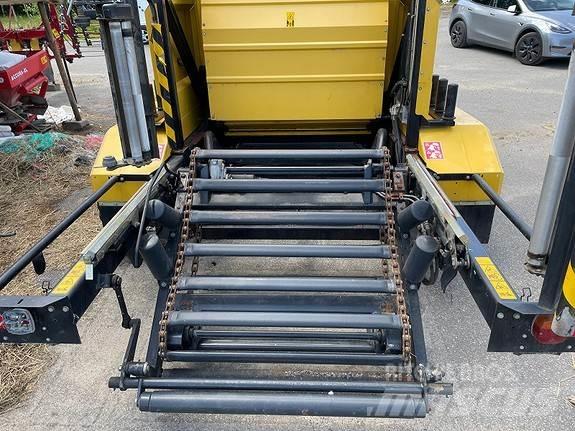 New Holland Br560a Prasy zwijające
