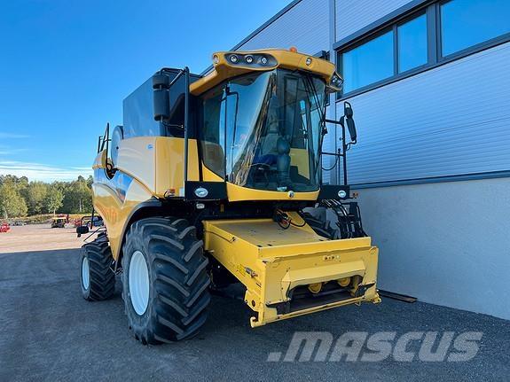New Holland CX5080 Kombajny zbożowe