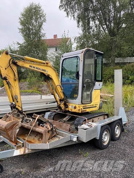 New Holland E18SR Minikoparki