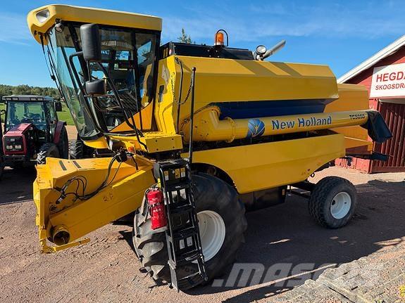 New Holland TC5050 Kombajny zbożowe
