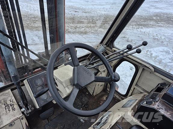 Nissan  Wózki Diesla