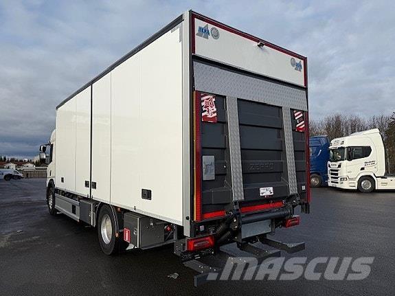 Scania P340 Samochody ciężarowe ze skrzynią zamkniętą