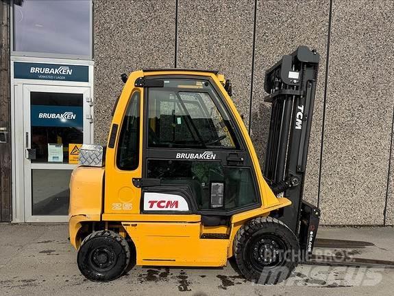 TCM FD25 Wózki Diesla
