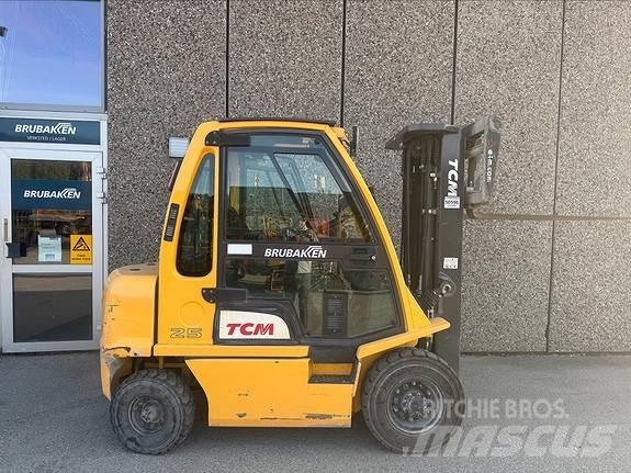 TCM FD25 Wózki Diesla