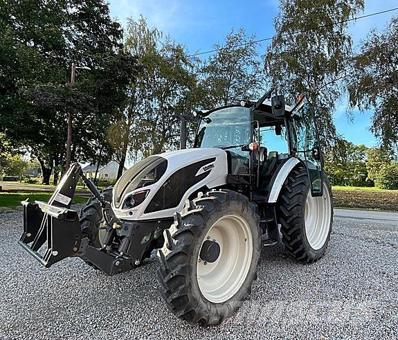 Valtra A114 Ciągniki rolnicze