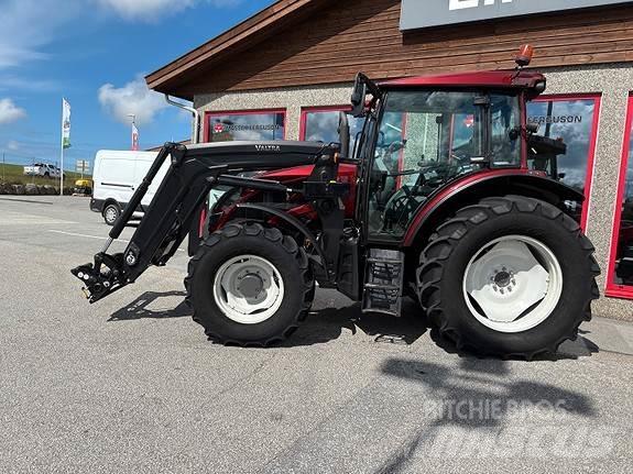 Valtra A114 Ciągniki rolnicze