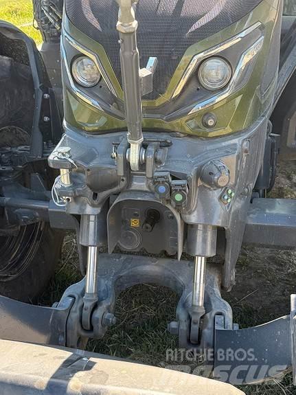 Valtra G 135 V Ciągniki rolnicze