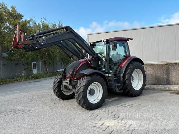 Valtra N114 Ciągniki rolnicze