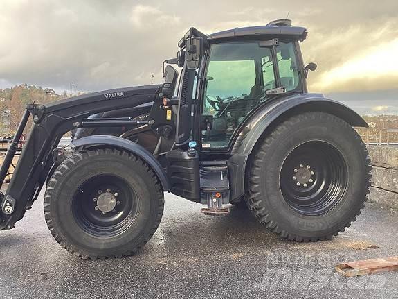 Valtra N174 Ciągniki rolnicze