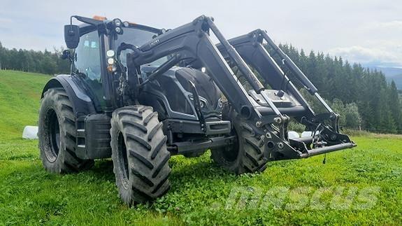 Valtra N174 Ciągniki rolnicze