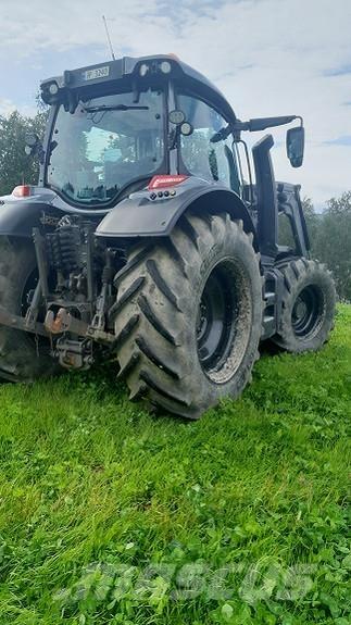 Valtra N174 Ciągniki rolnicze