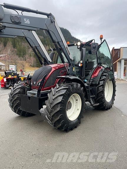Valtra N174 Versu Ciągniki rolnicze