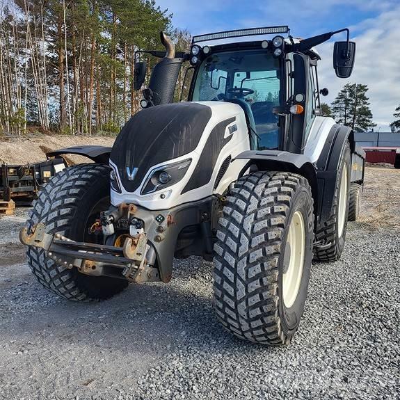 Valtra T174D Ciągniki rolnicze